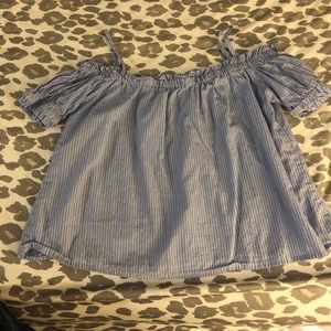 A blue top